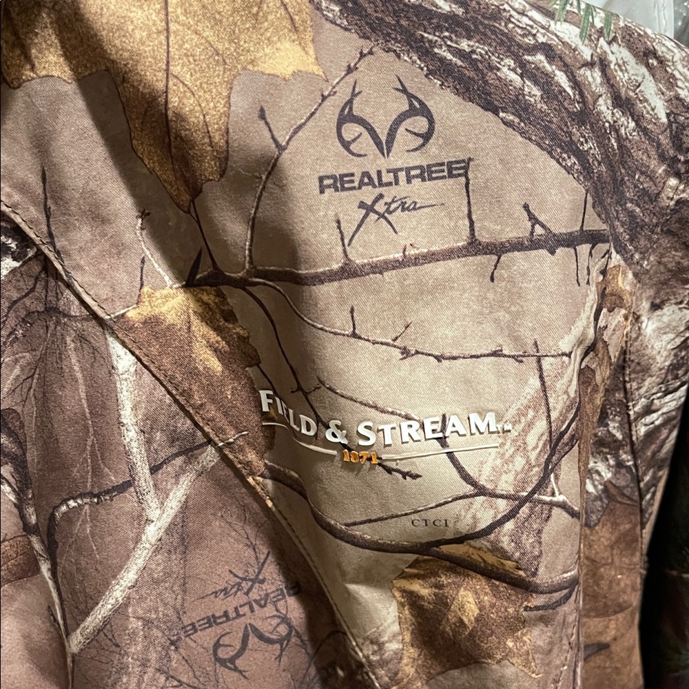 Field & Stream Woodland Camouflage Jacket - Picture 3 of 4